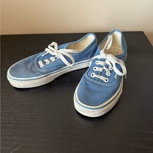 Vans Authentic Shoe (Women’s) - Size 5